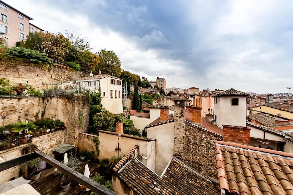 Grand Duplex Au Coeur Du Vieux Lyon Appartement
