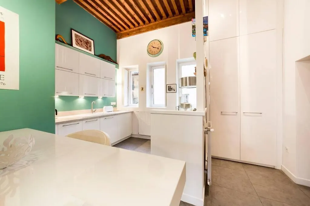 Grand Duplex Au Coeur Du Vieux Lyon Apartment France