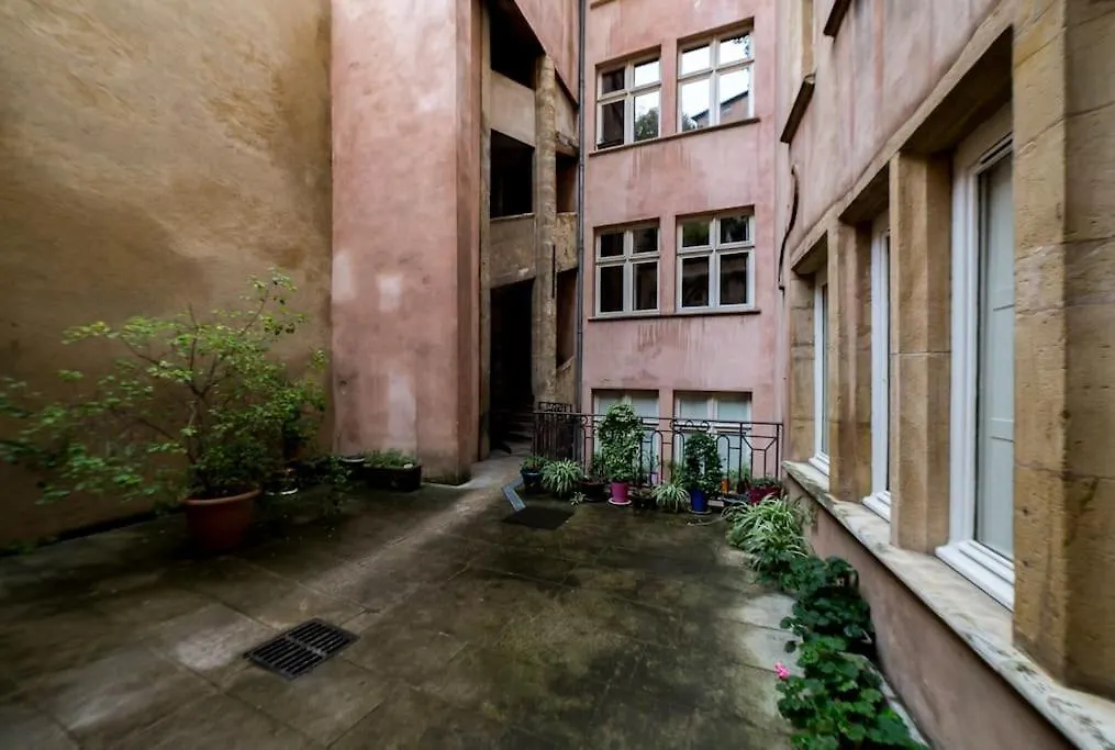 Apartamento Grand Duplex Au Coeur Du Vieux Lyon 0*,  Francia